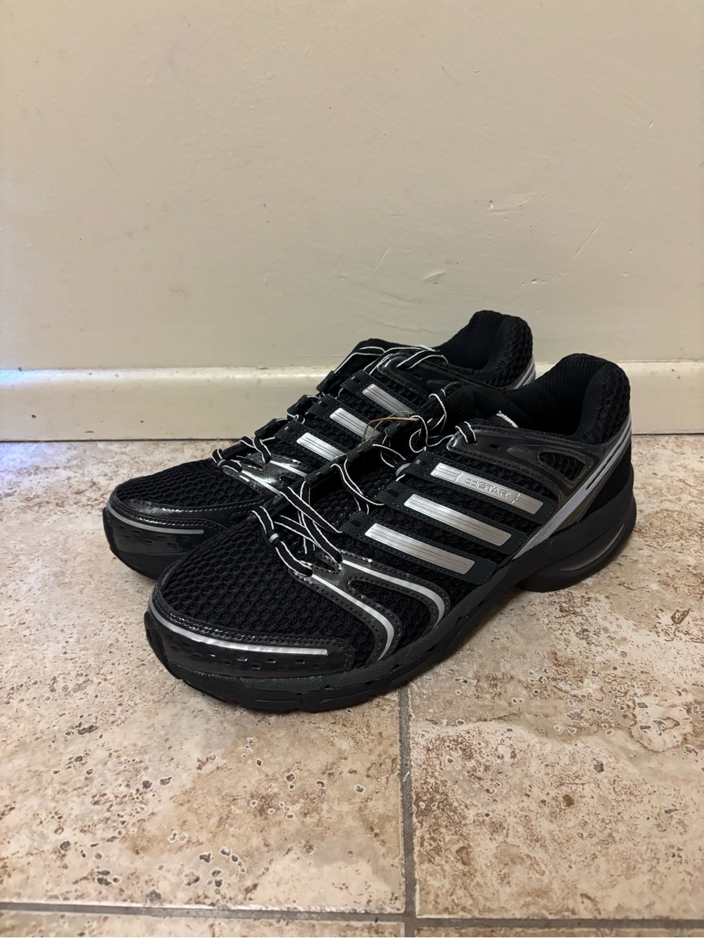 adidas Adistar Control 5 Mens Sz 14 Core Black Cloud White Carbon KI6150